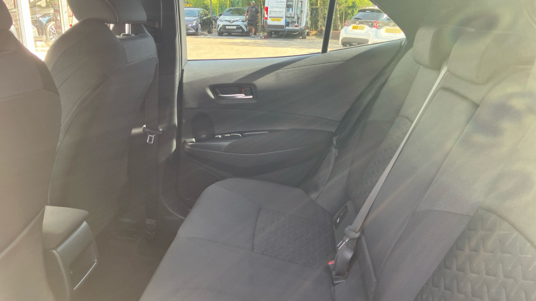 Toyota Corolla 1.8 VVT-i Hybrid Design 5dr CVT Hybrid Hatchback